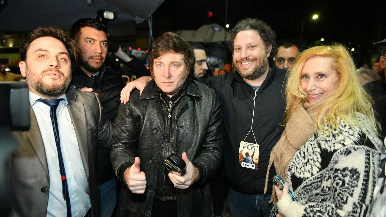 Cena de Javier Milei: A Revolução Liberal (2023)