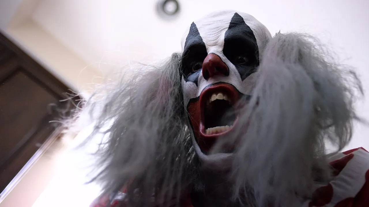 Cena de Clowntergeist (2017)