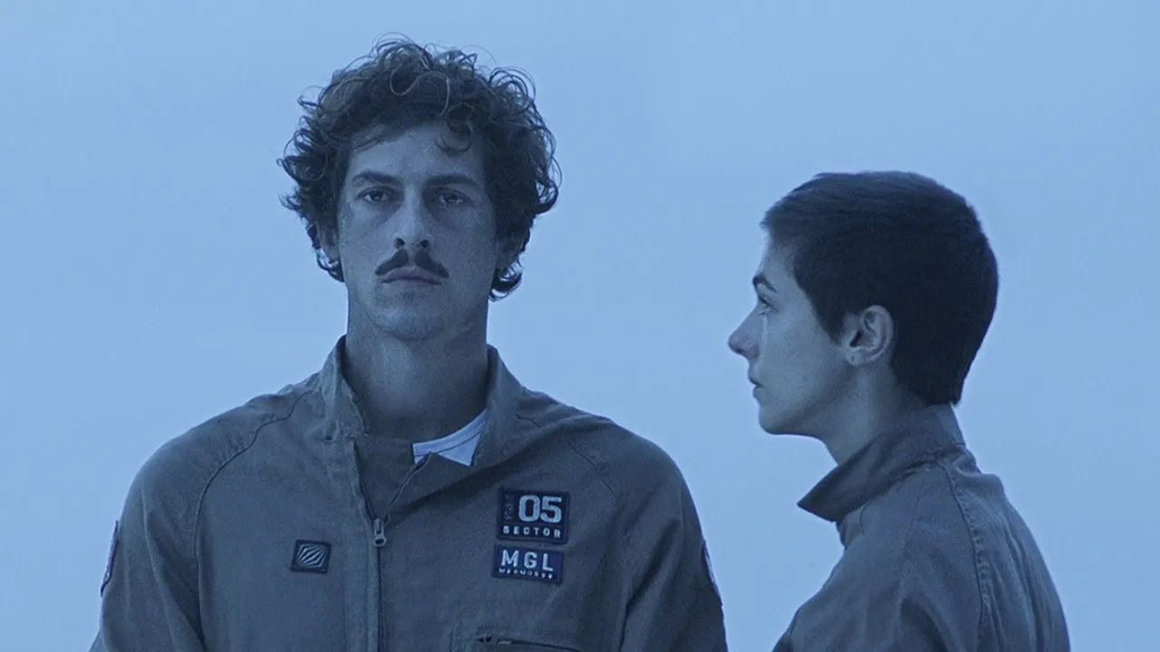 Cena de Mar Infinito (2021)