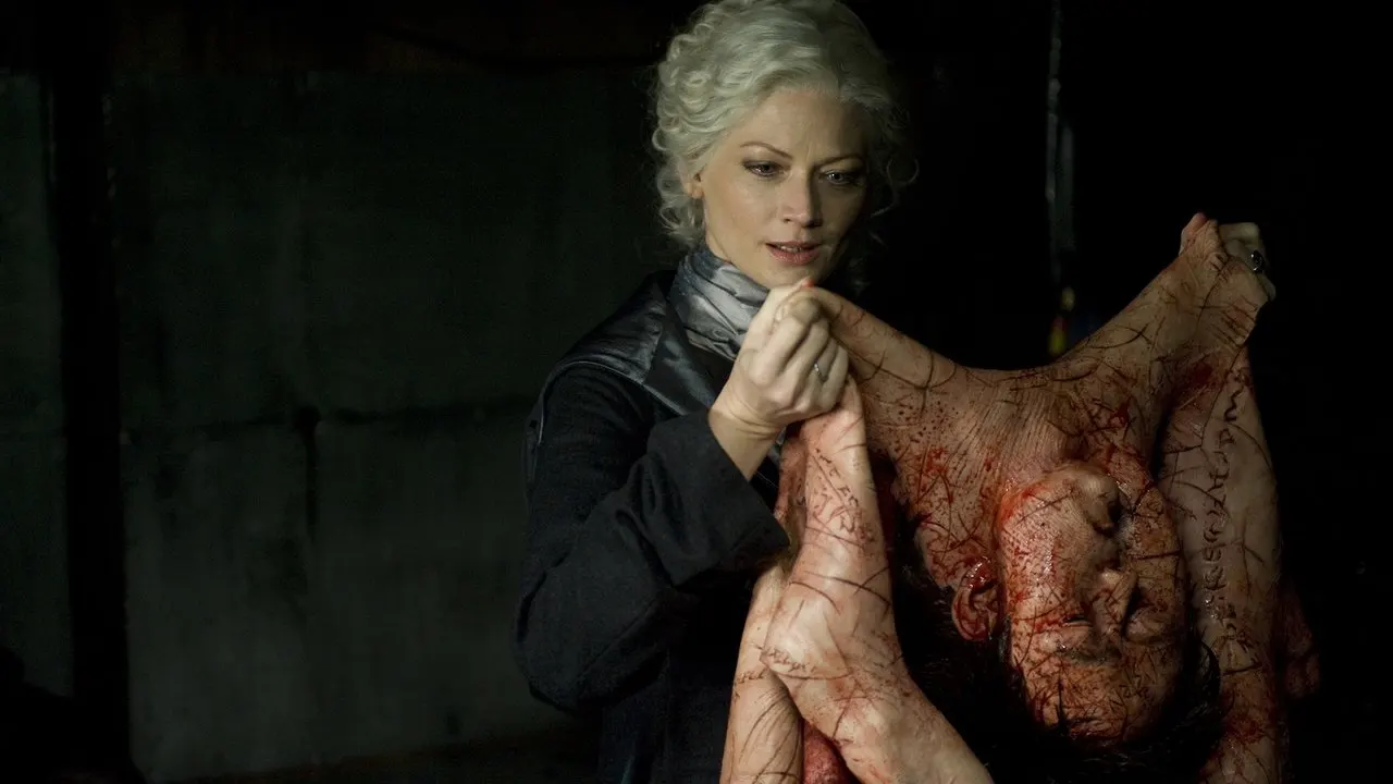 Cena de Livro de Sangue (2009)