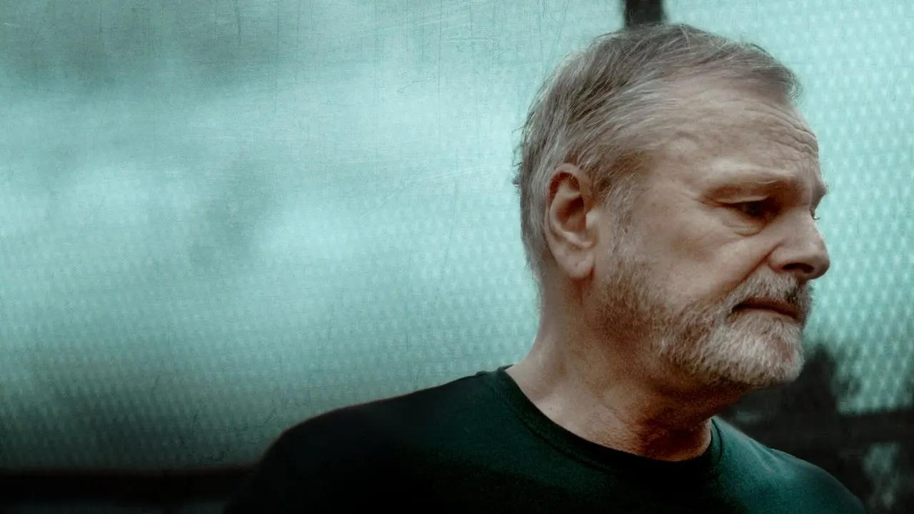 Cena de Policial ou Bandido: O Enigma de Eirik Jensen (2022)