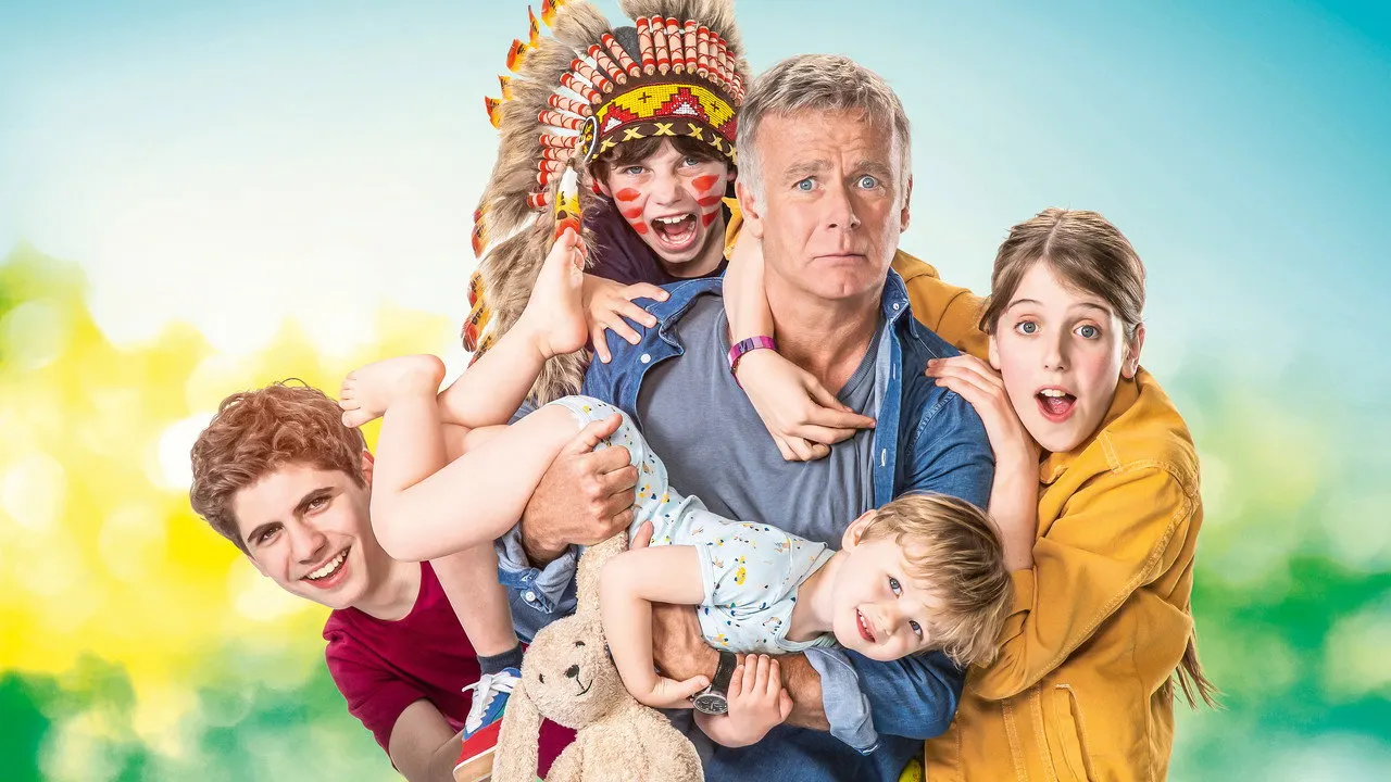 Cena de SOS: Mamãe em Férias (2020)