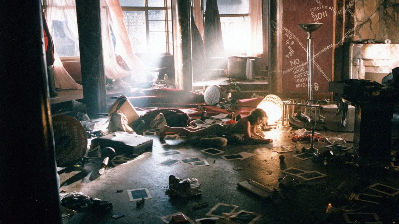 Cena de Medo Ponto Com BR (2002)