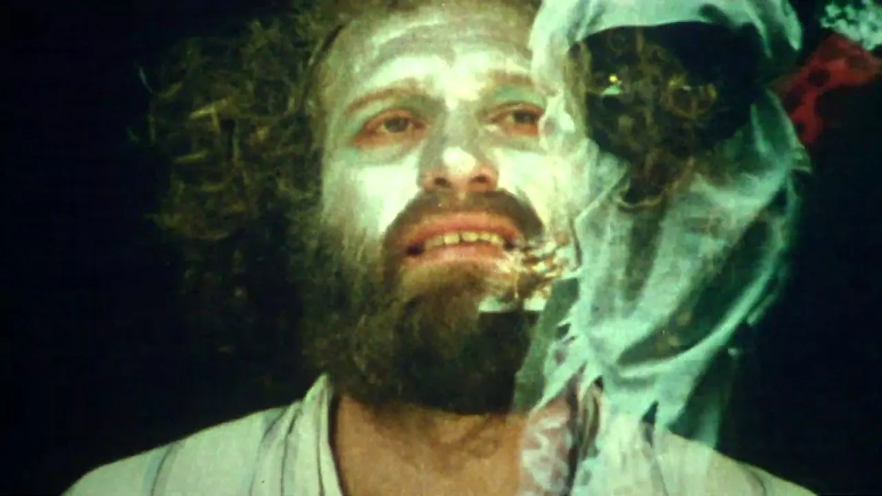 Cena de A Lira do Delírio (1978)