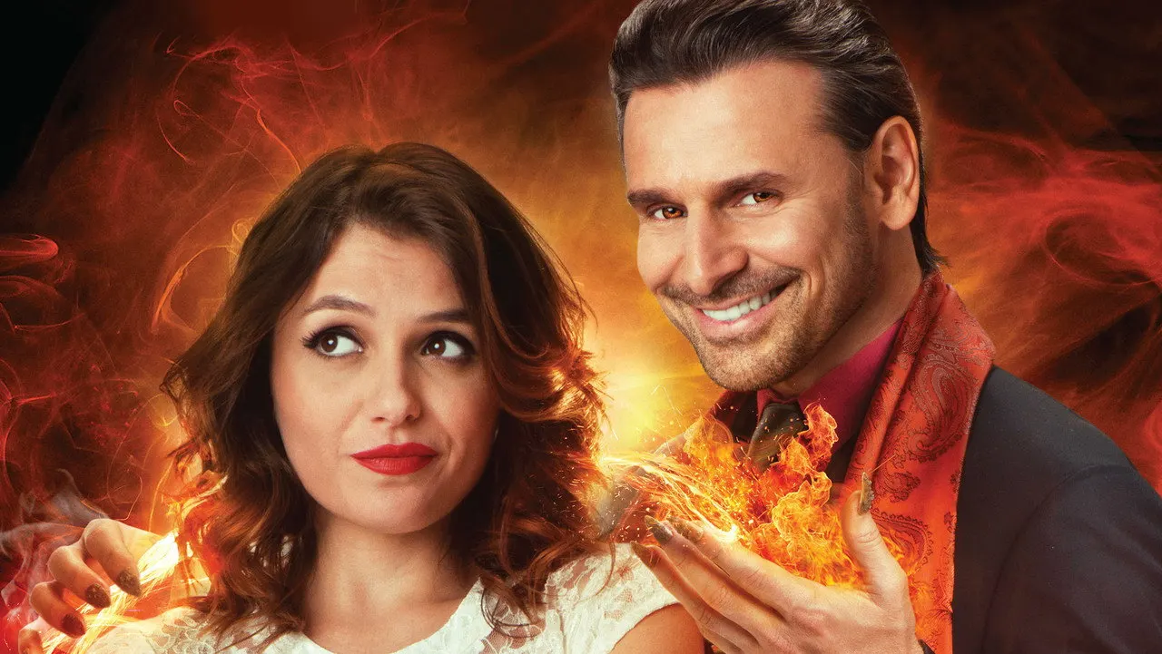 Cena de A Comédia Divina (2017)