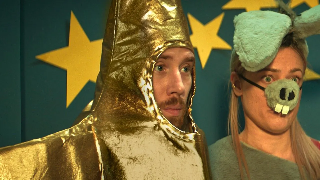 Cena de Uma Noite no Jardim de Infância (2022)