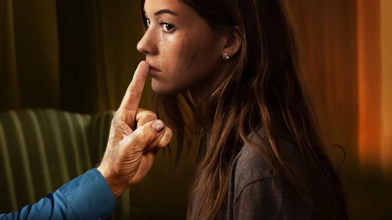 Cena de A Garota Que Escapou: A História de Kara Robinson (2023)