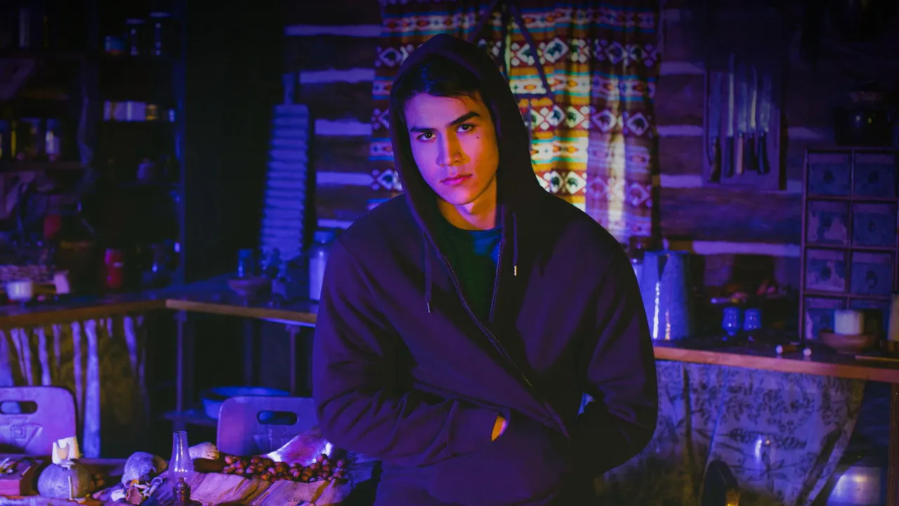 Cena de Trickster: O Agente do Caos (2020)
