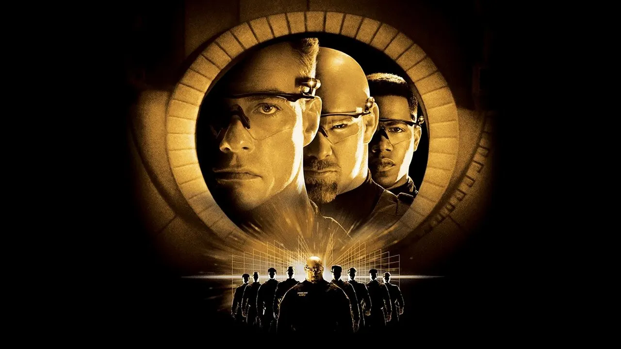 Cena de Soldado Universal: O Retorno (1999)