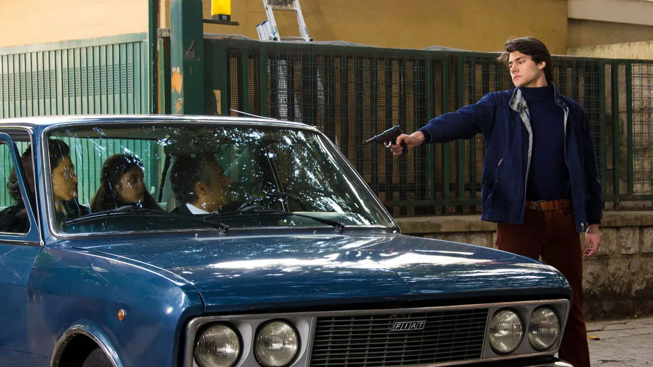 Cena de Um Homem Contra a Máfia (2020)
