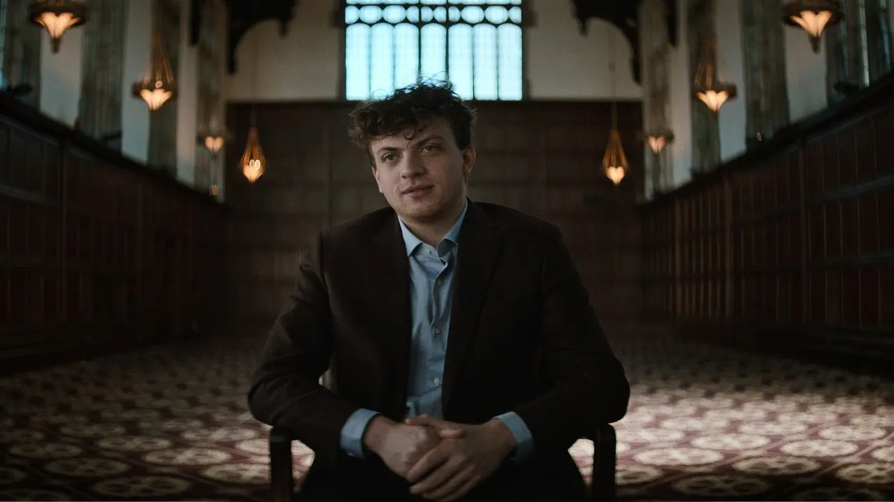 Cena de Untold: O Rei em Xeque (2026)