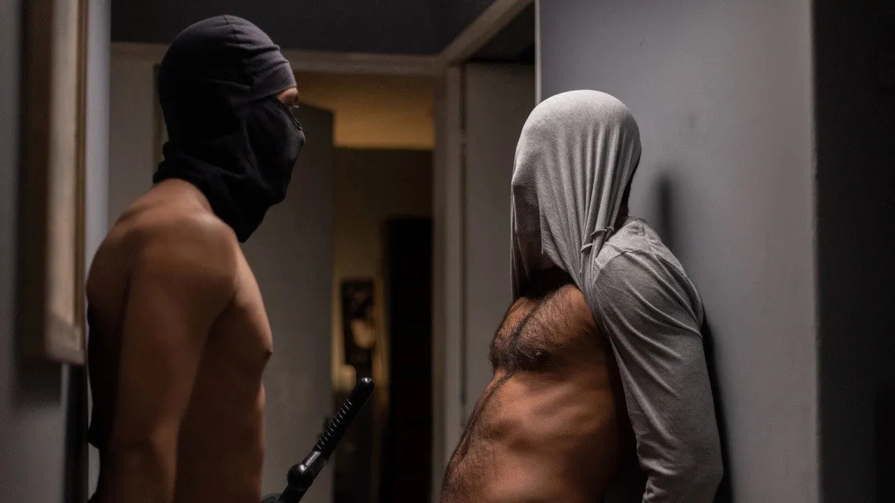 Cena de O Traço dos seus Lábios (2023)
