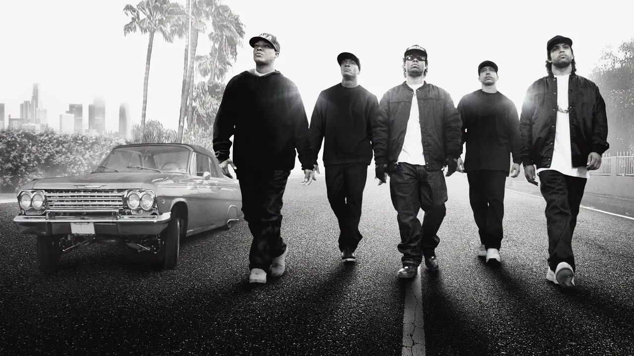 Cena de Straight Outta Compton: A História do N.W.A. (2015)