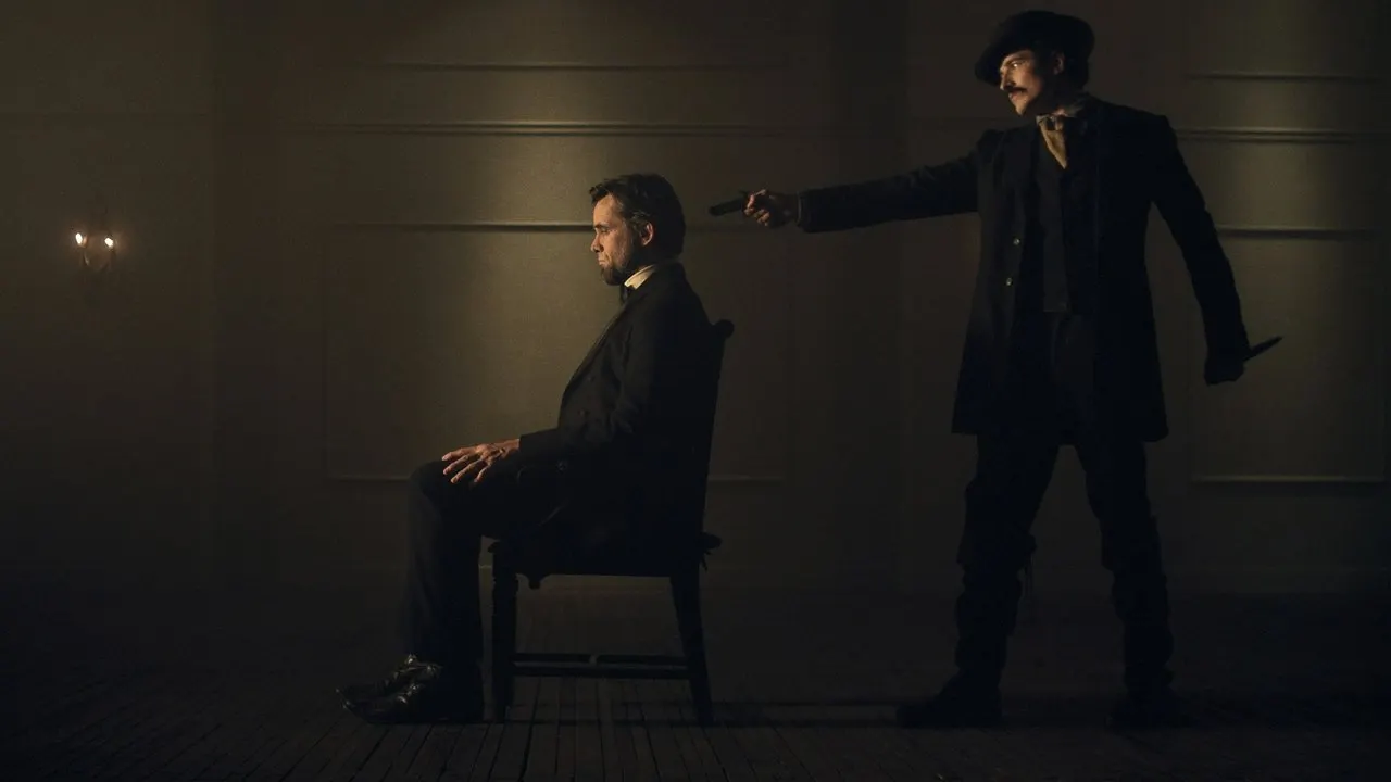 Cena de Quem Matou Lincoln? (2013)