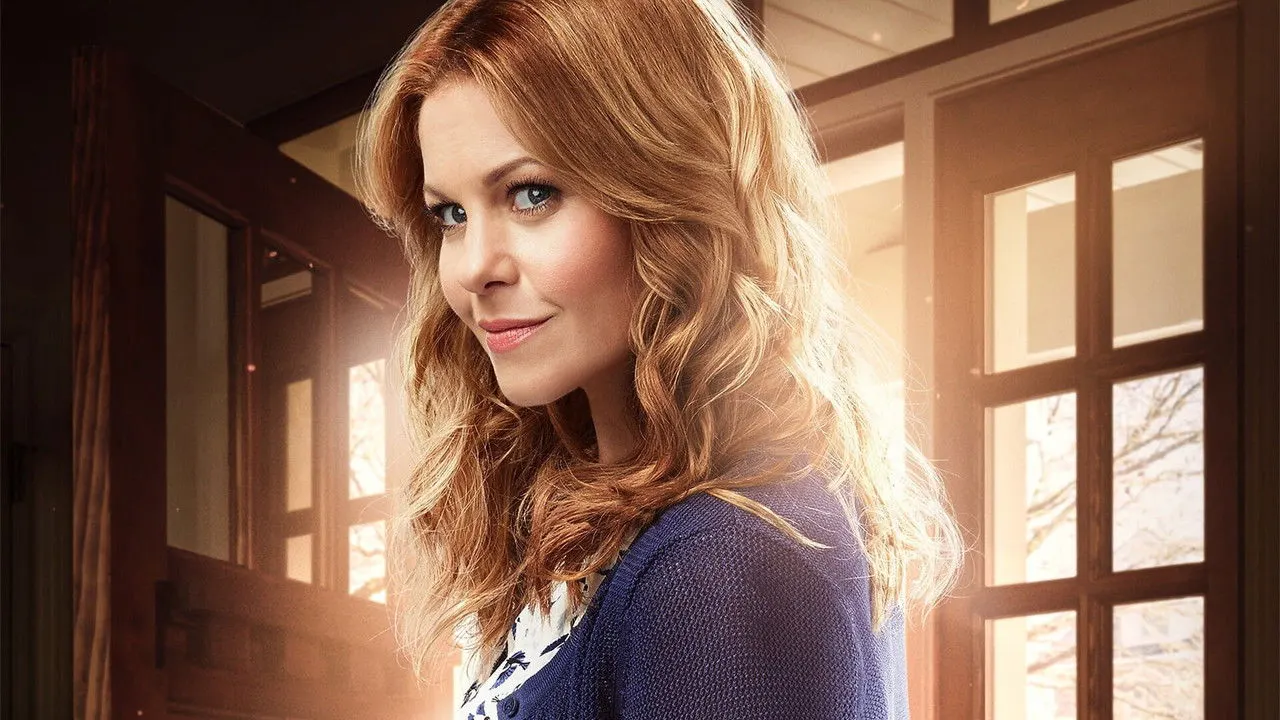 Cena de Um Mistério de Aurora Teagarden: Três Quartos e um Corpo (2016)