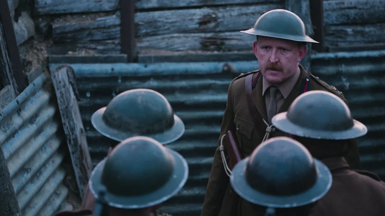 Cena de Guerra Sob a Terra (2021)