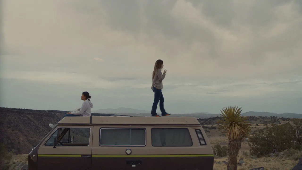 Cena de A Breve História da Longa Estrada (2019)