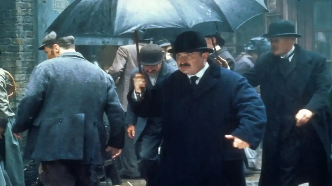 Cena de O Agente Secreto (1996)