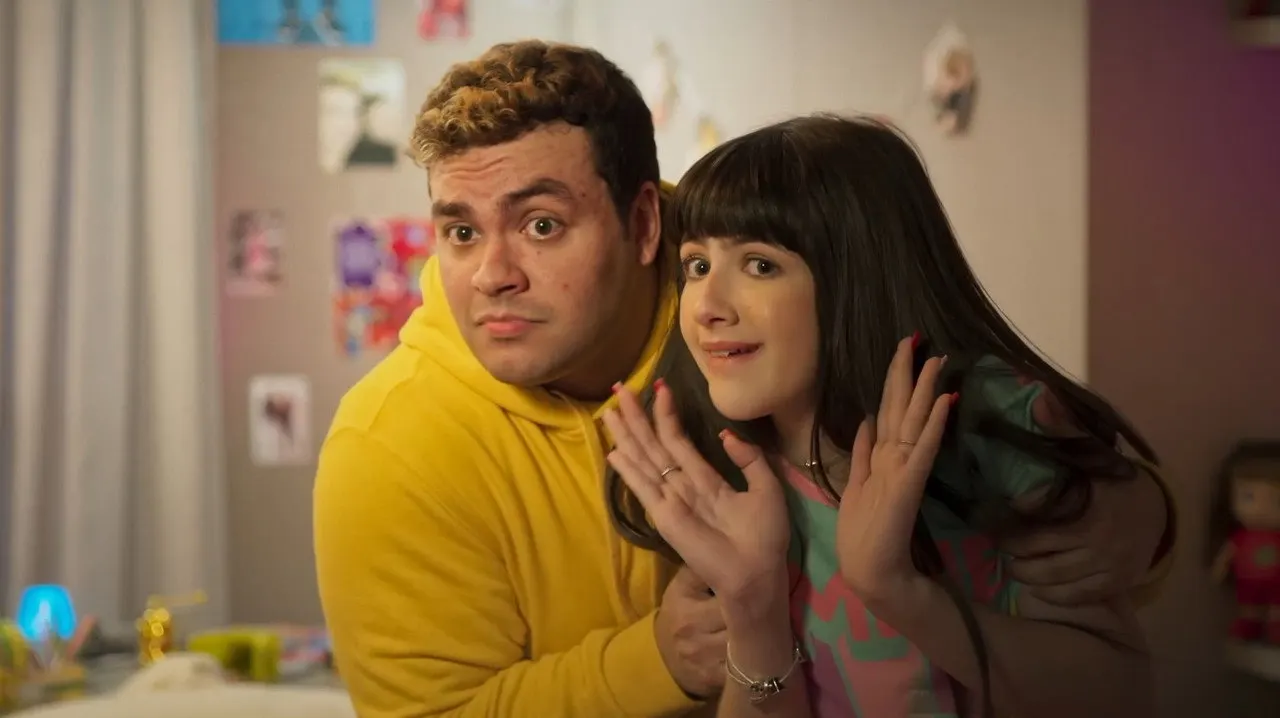 Cena de Luccas Neto em: O Hotel Mágico 2 (2021)