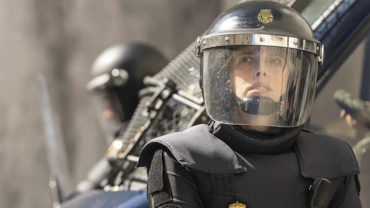 Cena de Operação Ilegal (2023)