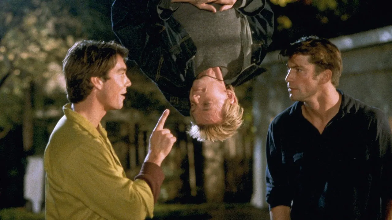Cena de Novo no Pedaço (2002)