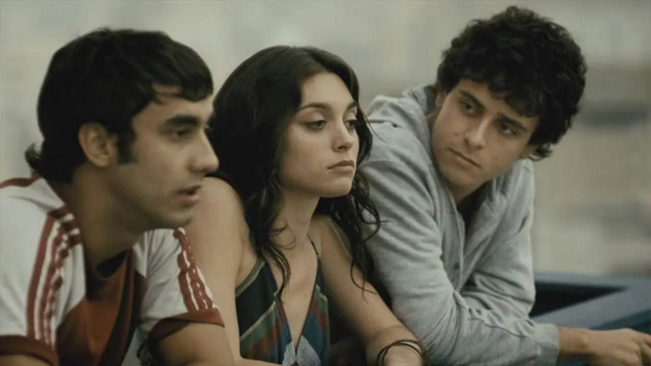 Cena de Os 3 (2011)