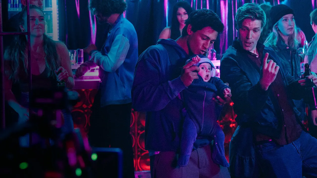 Cena de One Night Off (2021)