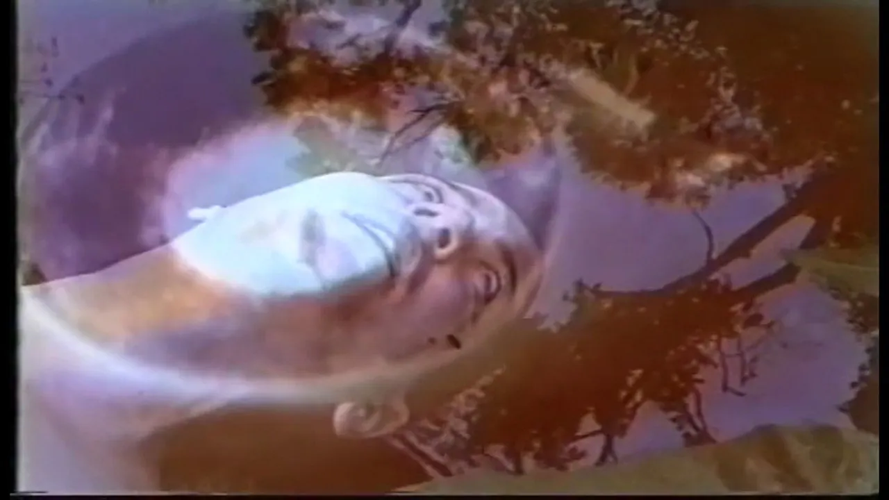 Cena de Como uma Onda no Mar (1998)