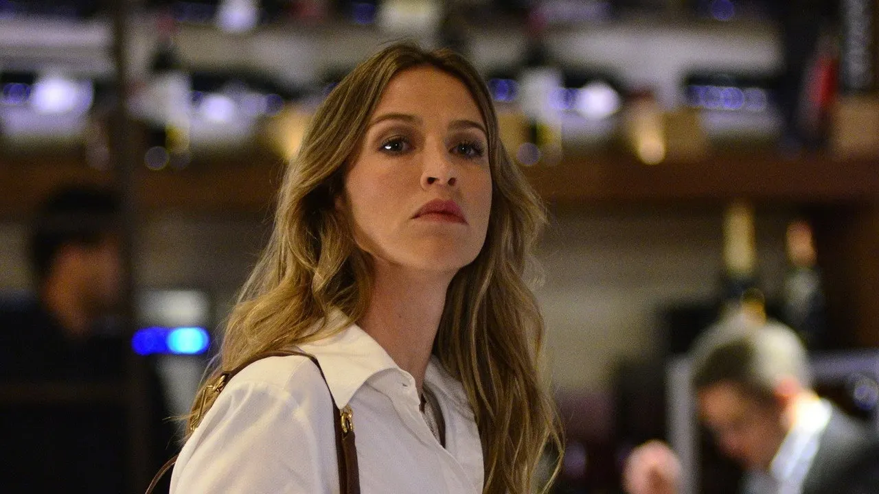 Cena de O Homem Perfeito (2018)