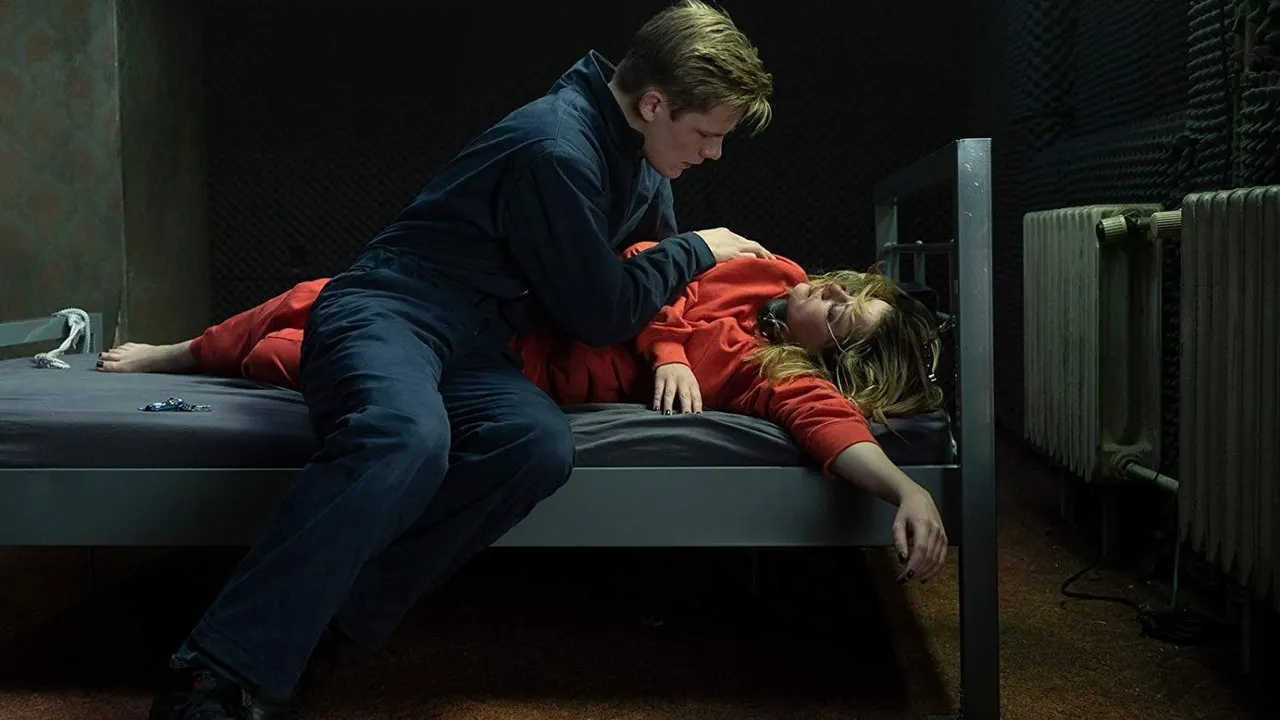 Cena de Sequestrando Stella (2019)