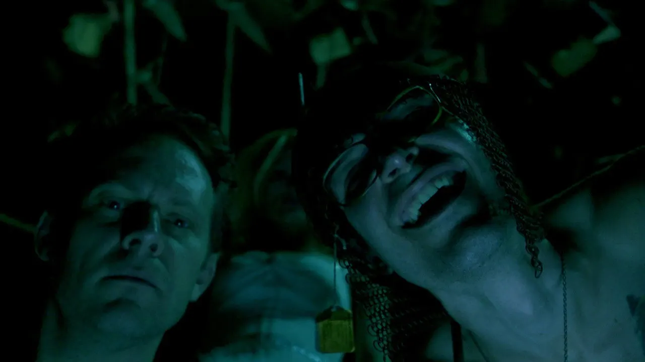 Cena de Freaks (2017)
