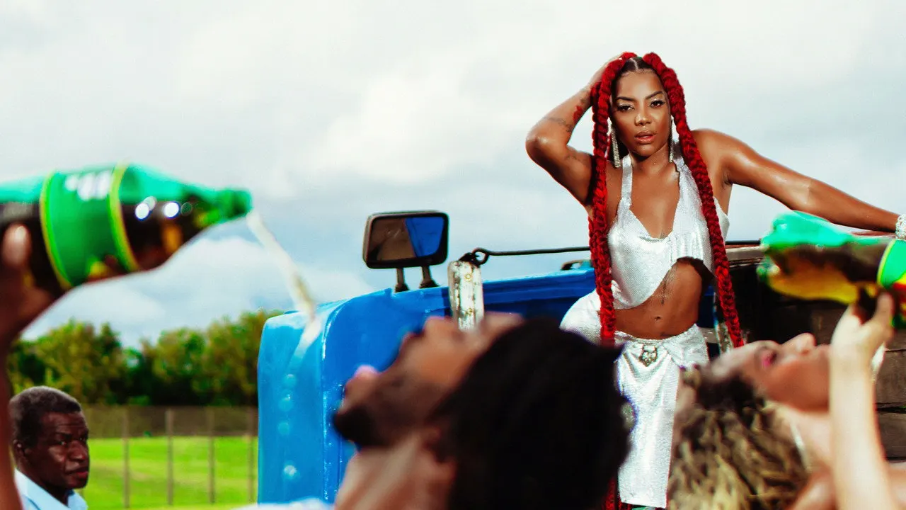 Cena de Ludmilla: Rainha da Favela (2021)