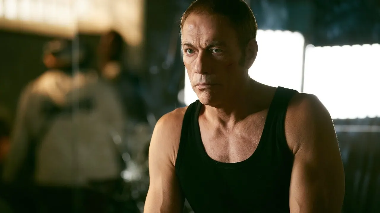 Cena de O Último Mercenário (2021)