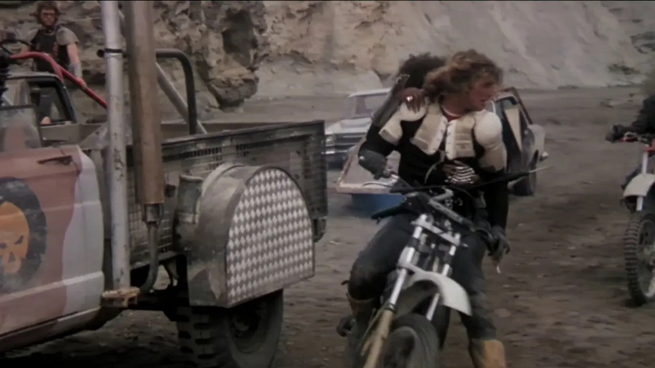 Cena de Il giustiziere della strada (1983)
