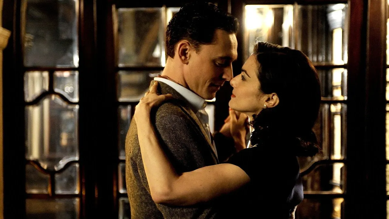 Cena de Amor Profundo (2011)