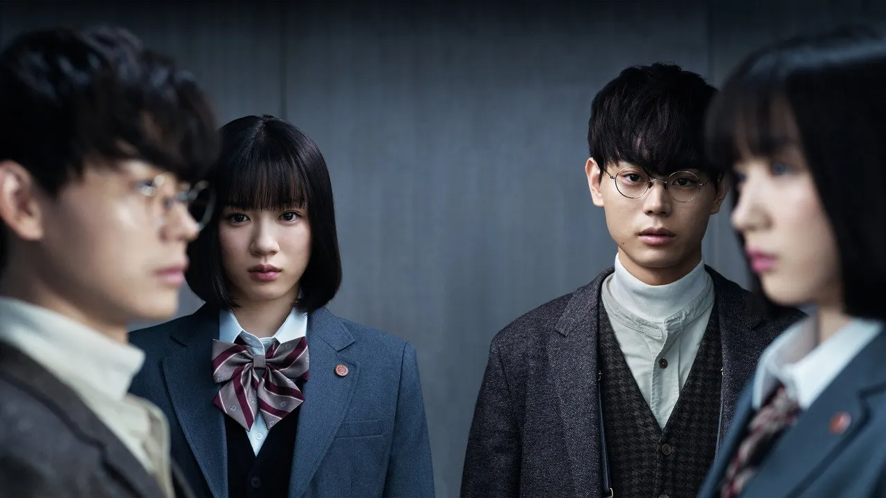 Cena de Os Refens do Professor Hiiragi (2019)