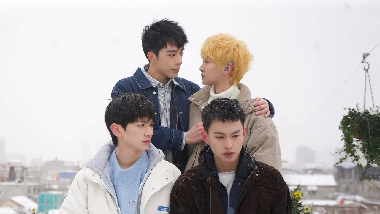 Cena de Blue Canvas of Youthful Days (2024)