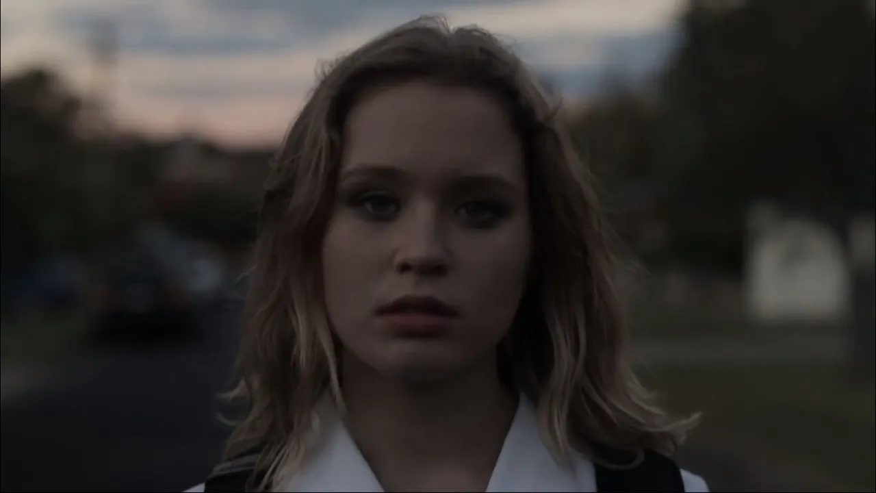 Cena de Lacuna (2016)