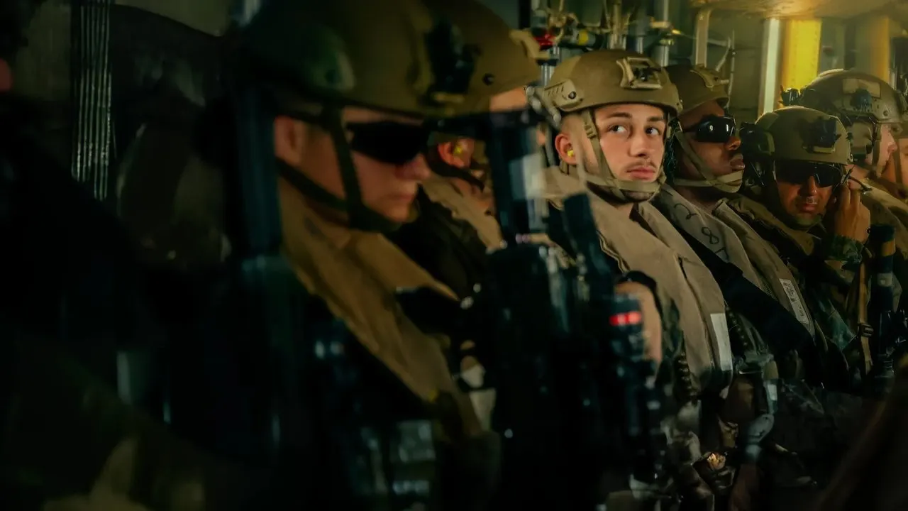 Cena de MARINES (2025)