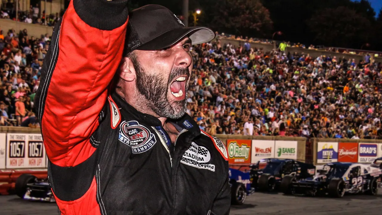 Cena de Noites de Corrida em Bowman Gray (2018)
