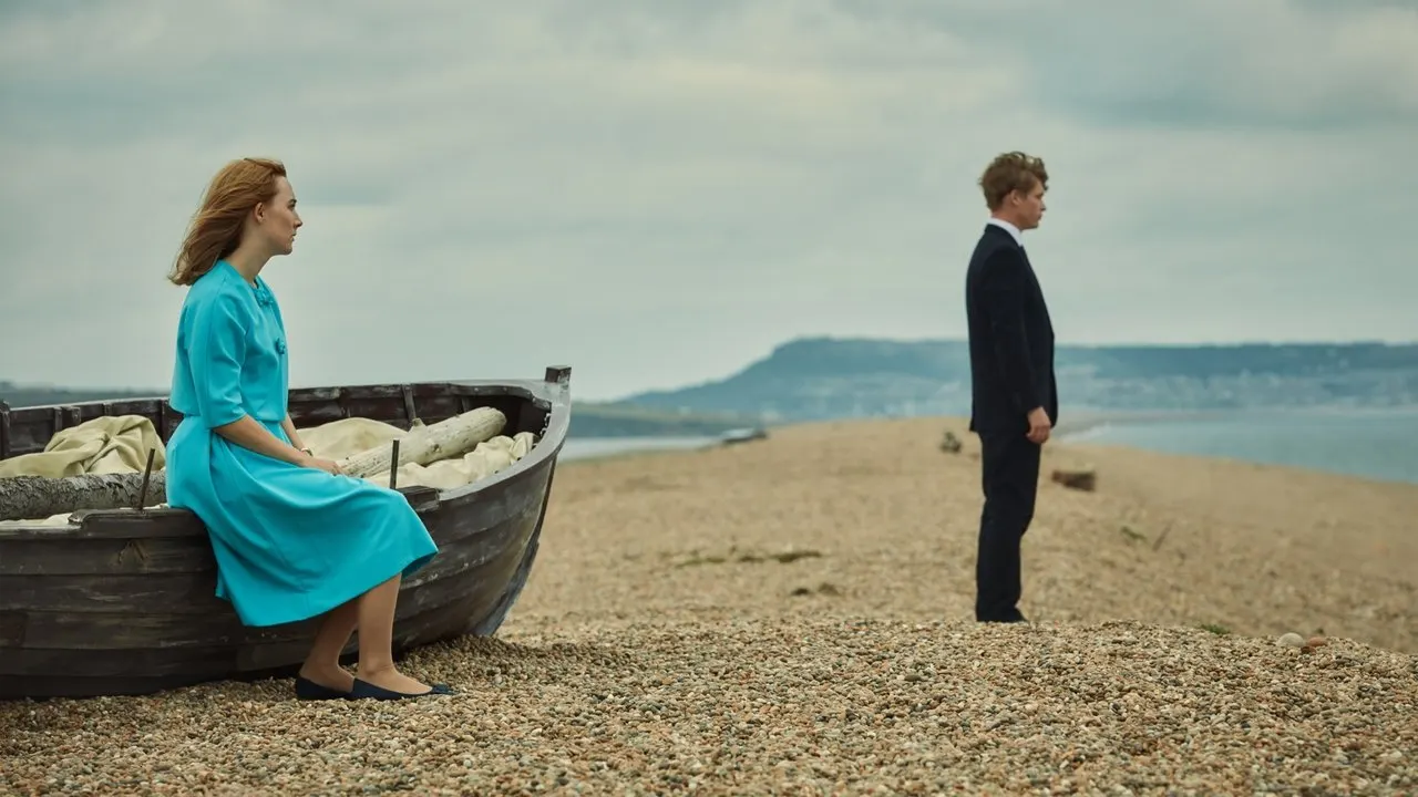 Cena de Na Praia de Chesil (2018)