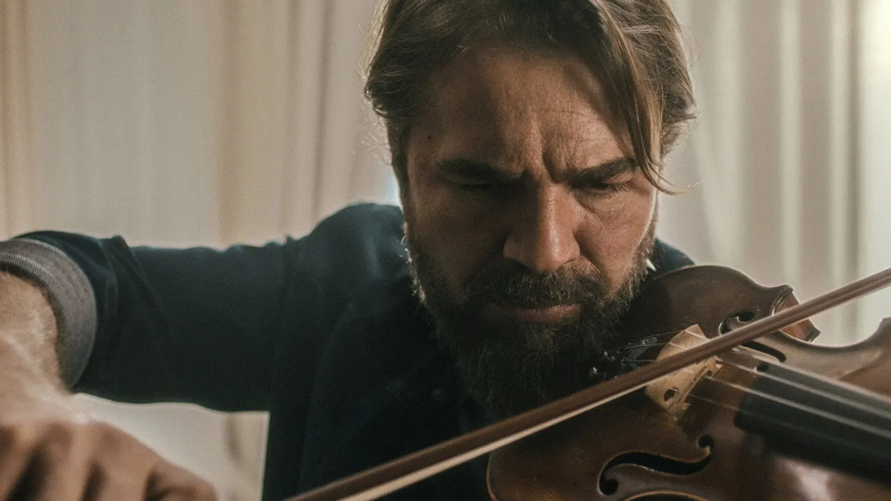 Cena de O Violino do Meu Pai (2022)