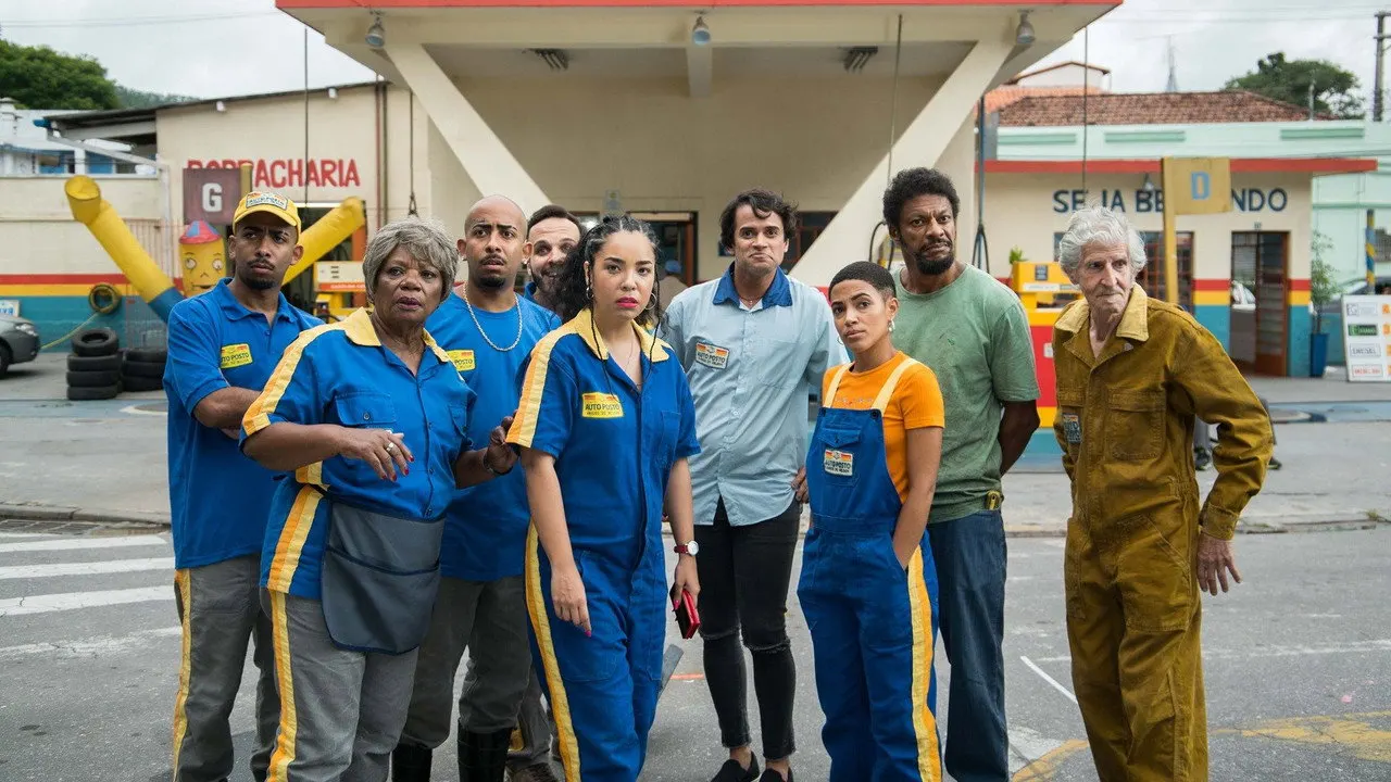 Cena de Auto Posto (2020)
