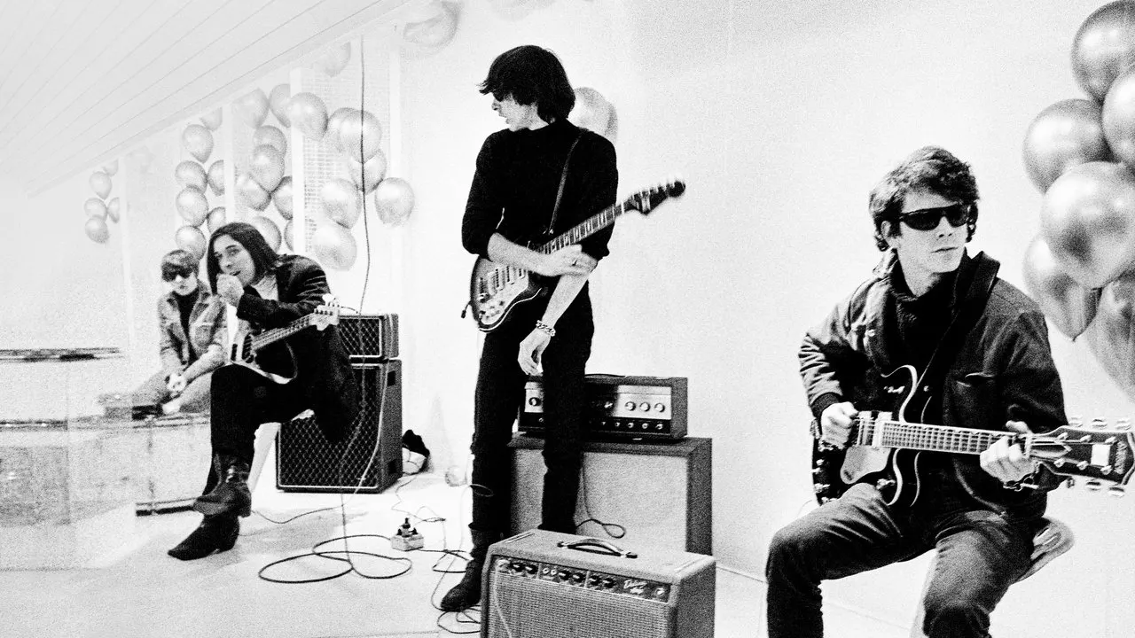 Cena de The Velvet Underground (2021)