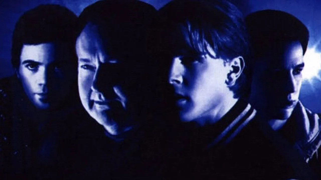 Cena de Cadillac Preto (2003)
