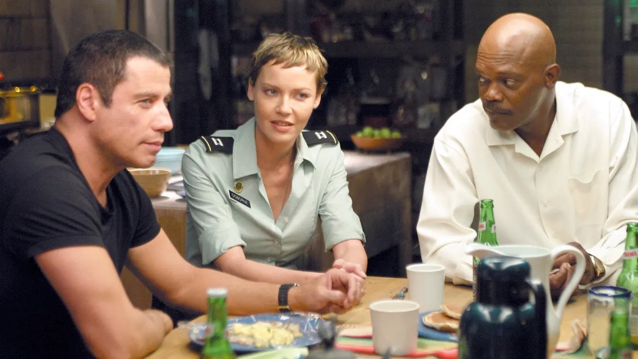 Cena de Violação de Conduta (2003)