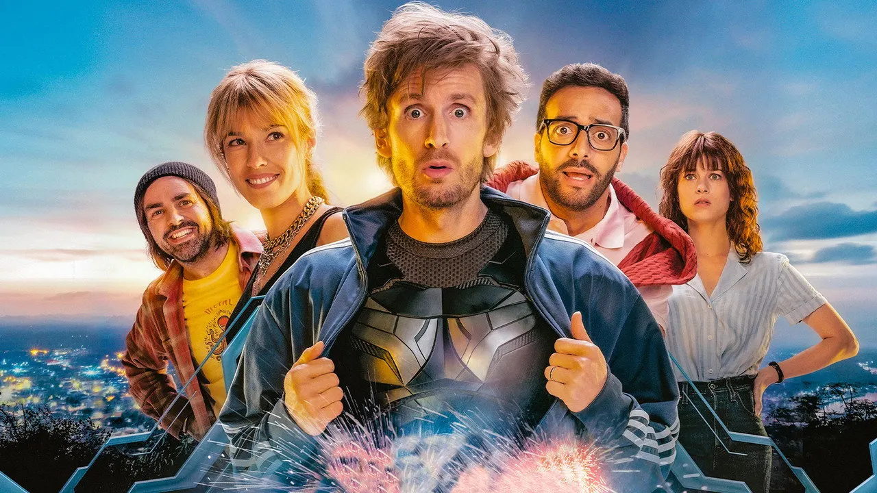 Cena de Super Quem? Heróis Por Acidente (2022)
