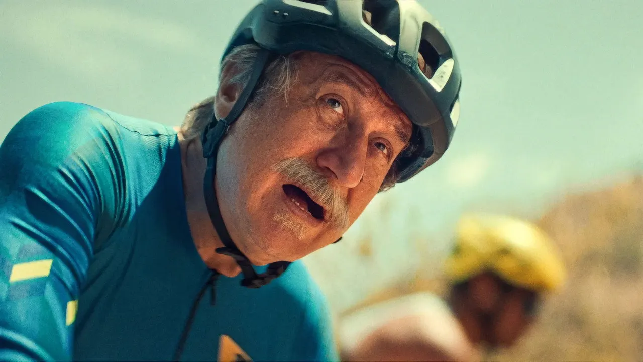 Cena de O Atleta de 69 Anos (2024)