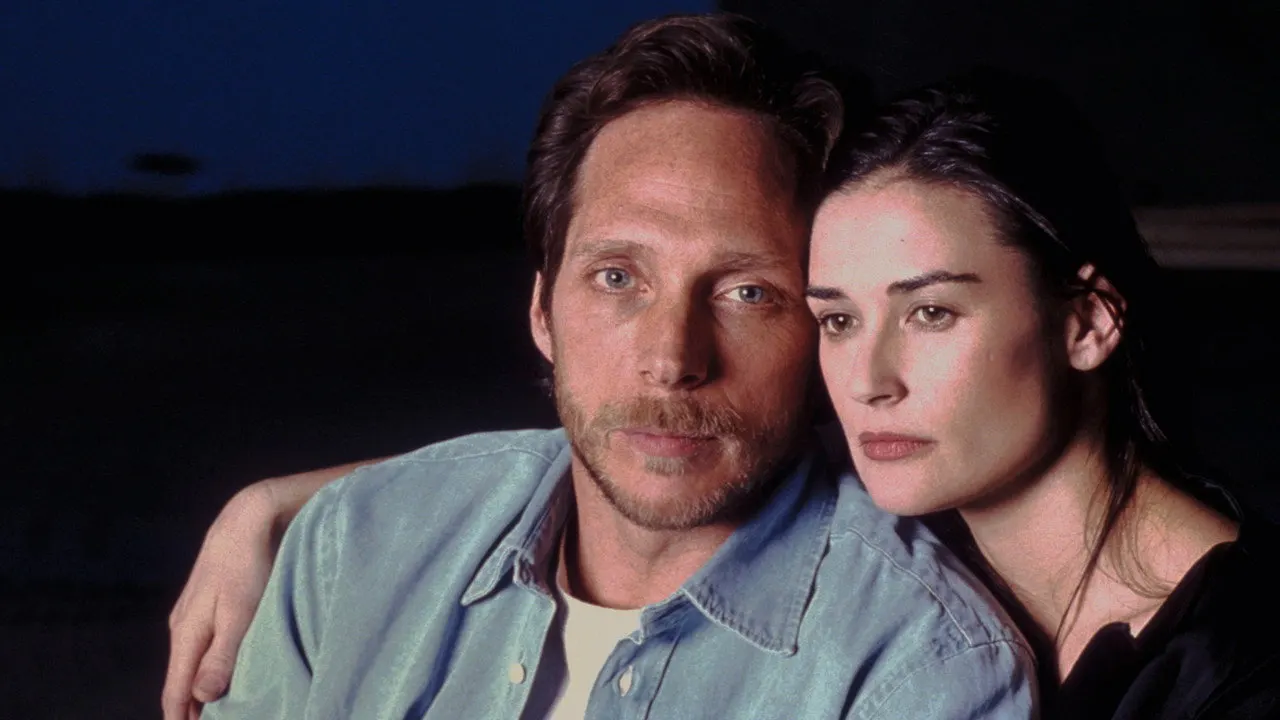Cena de Paixões Paralelas (2000)