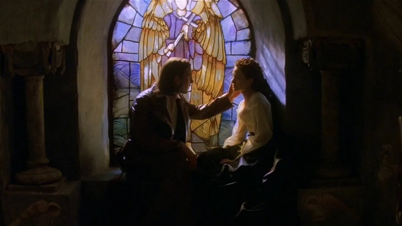Cena de O Fantasma da Ópera (2004)